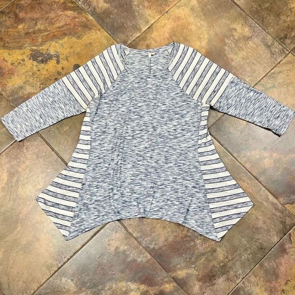 Cato Est. 1946 Striped Shark Tooth 3/4 Sleeve Top Large - Picture 4 of 11